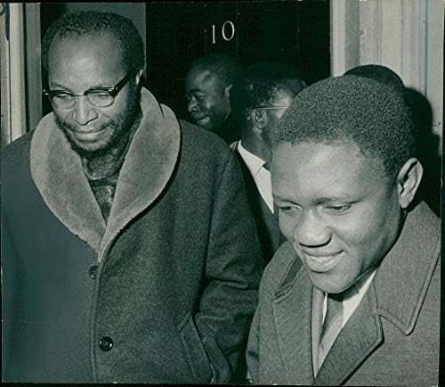 Vintage fotografija Simona Kapwepwea, prvog potpredsjednika Zambije