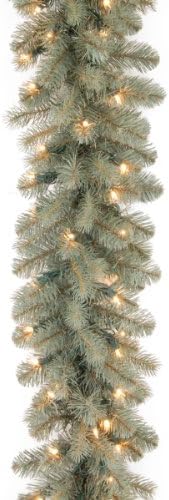 Nacionalna tvrtka drveća unaprijed osvijetljena umjetna božićna vijenca, plava, pad Douglas jelka, bijela svjetla, utikač, božićna